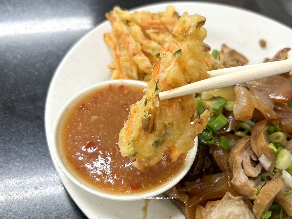 《新竹竹東美食》莊記牛肉麵館.無時無刻都要排隊.滷味才是主角.麵食才是配角 - 第8張圖 《新竹竹東美食》莊記牛肉麵館.無時無刻都要排隊.滷味才是主角.麵食才是配角