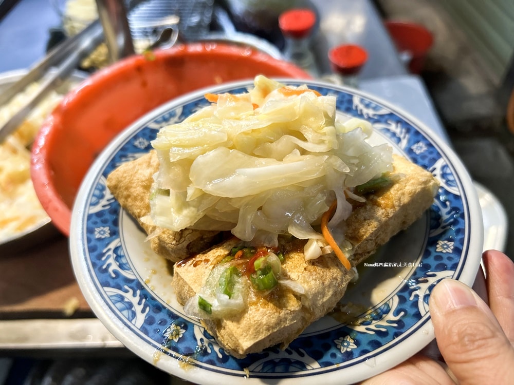 《新竹竹東美食》原郵局臭豆腐蚵仔麵線 躲在暗巷的神秘小吃 在地人才知道的美食